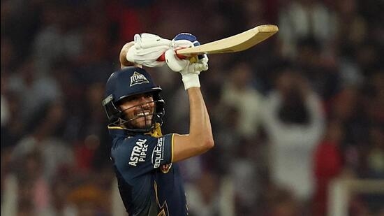 RCB Collapses, Titans Clinch Victory Amidst Wobble