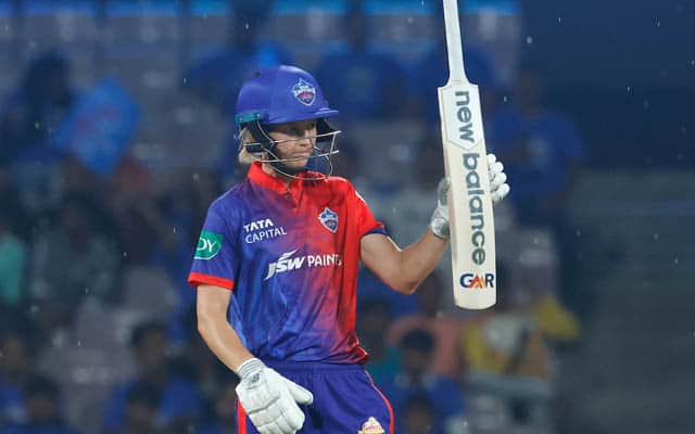 Meg Lanning's composed fifty against MI