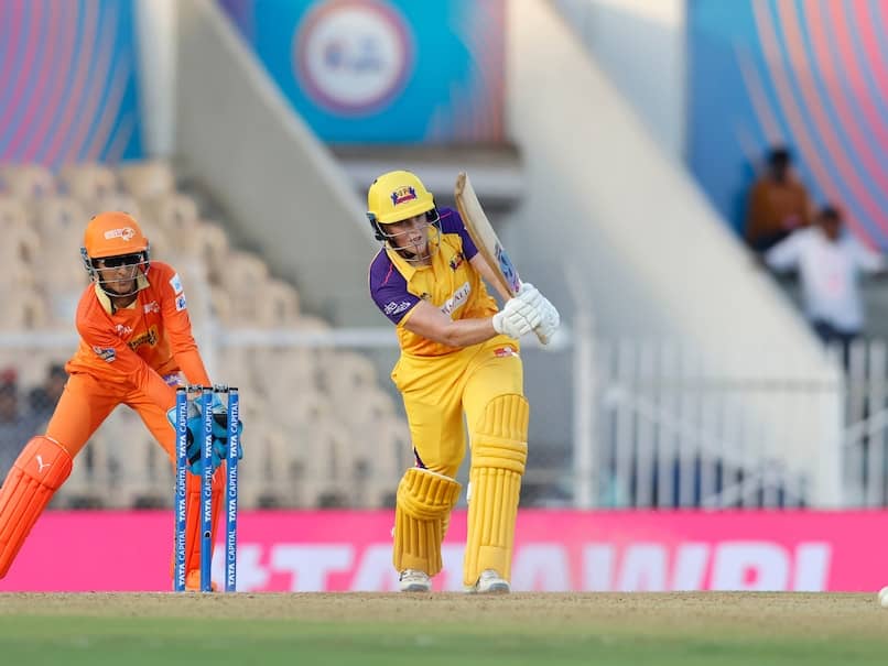wpl-2025-up-warriorz-vs-gujarat-giants-women-03-25-fantasy-team-featured