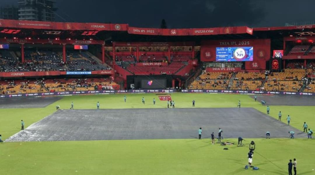 RCB vs KKR game got abandoned at Chinnaswamy 