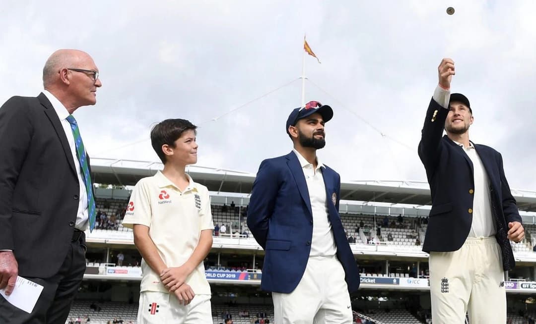 Virat and Root during a toss