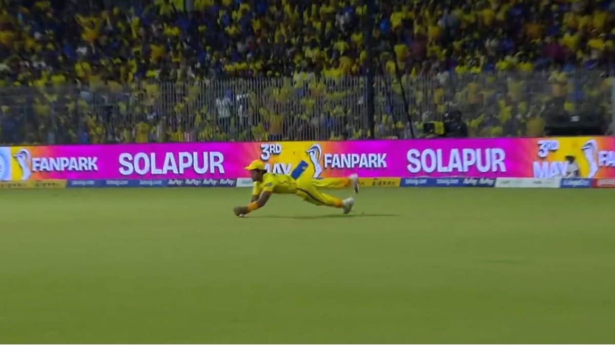Debutante Ghosh Seals Early Wicket for CSK