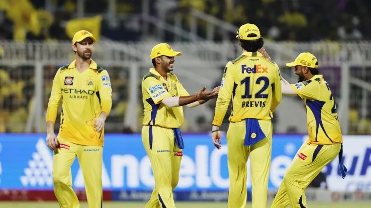 Cricket Star Vijay Turns Villain on Screen