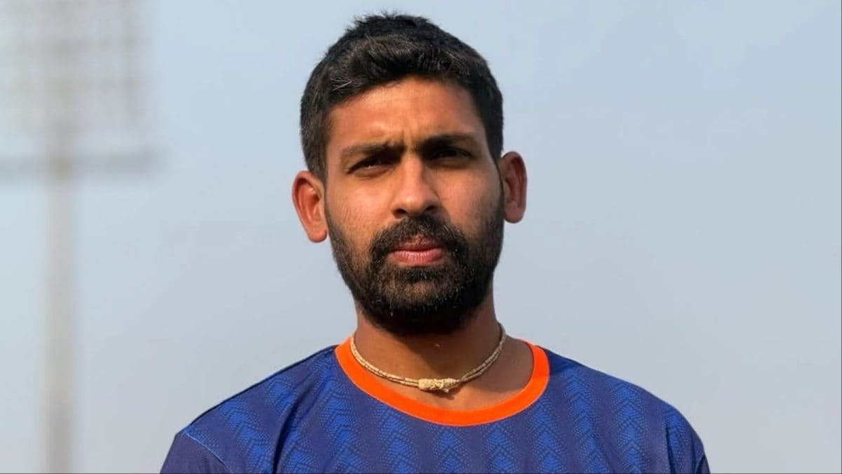 Leg Spinner Raghu Sharma Makes IPL Debut for Mumbai Indians