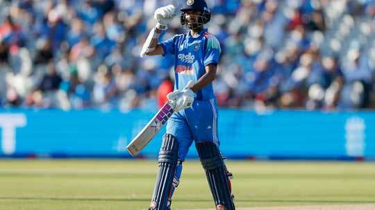 Washington Out: Hamstring Injury Sidelines All-Rounder
