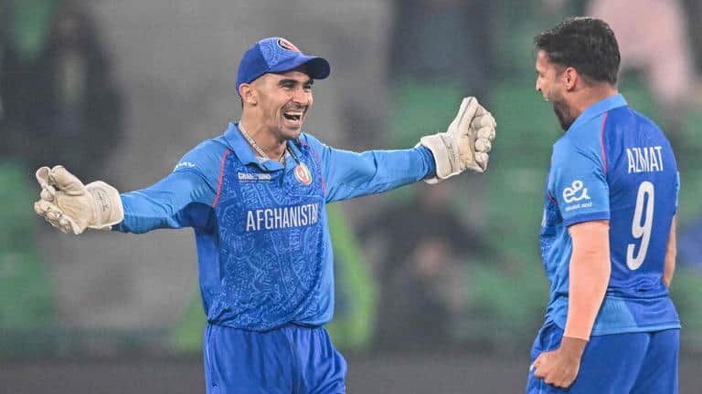 Rahmanullah Gurbaz-Azmatullah Omarzai celebrating Afghanistan's win over England