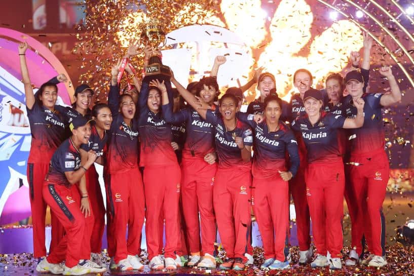 RCB trophy celebration 08/11/2024