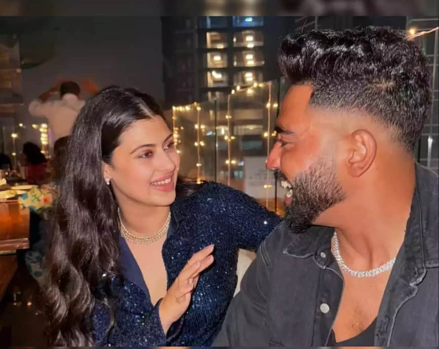 Zanai Bhosle-Mohammed Siraj